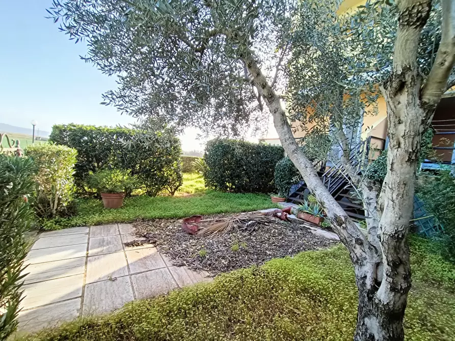 Immagine 14 di Quadrilocale in vendita  in ginepri a Lamezia Terme