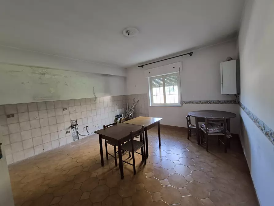 Immagine 6 di Pentalocale in vendita  in Via degli Irpini 1 a Lamezia Terme