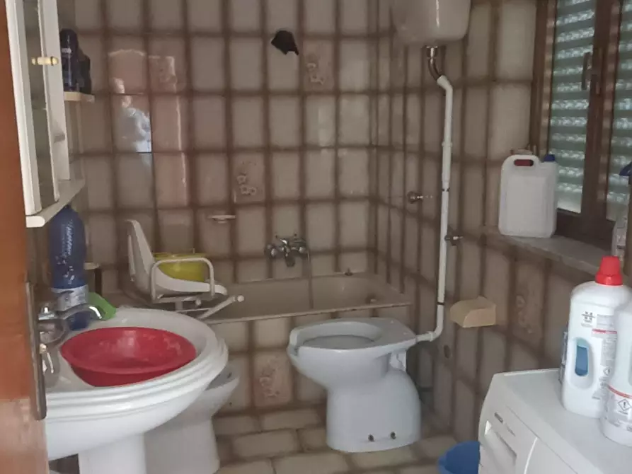 Immagine 4 di Casa indipendente in vendita  in acquadauzano a Lamezia Terme