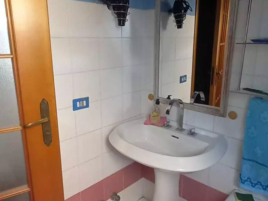 Immagine 9 di Mansarda in vendita  in Via Aldo Peronaci 12 a Lamezia Terme