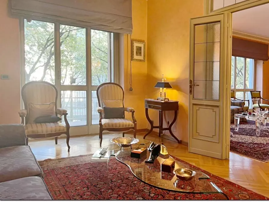 Immagine 7 di Pentalocale in affitto  a Torino