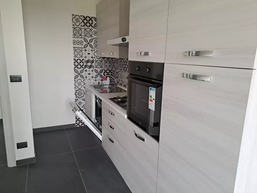 Immagine 2 di Trilocale in affitto  in VIA RIETI 46 a Torino