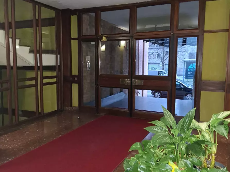 Immagine 1 di Ufficio in affitto  in Corso Duca degli Abruzzi 15 a Torino