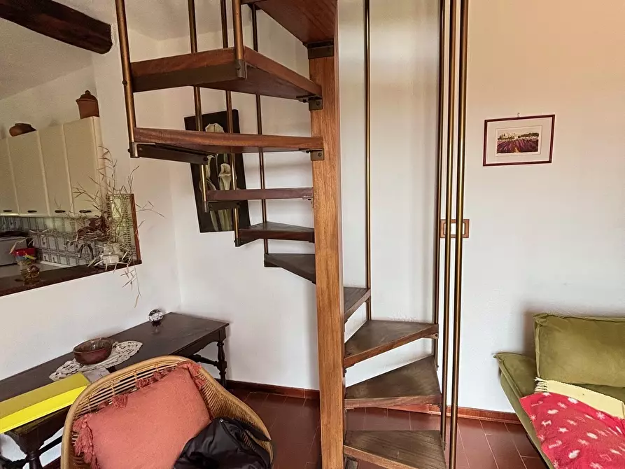 Immagine 14 di Casa indipendente in vendita  a La Spezia