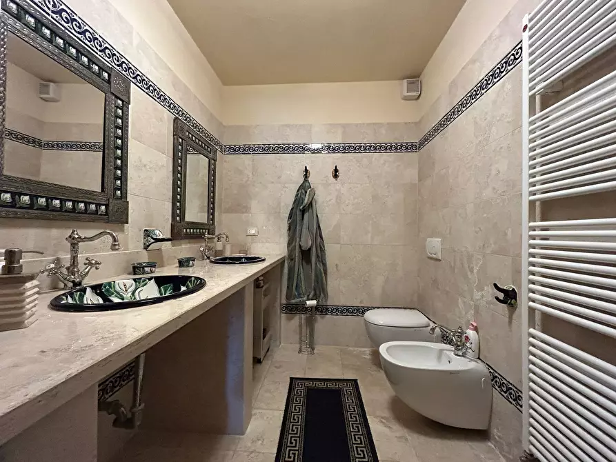 Immagine 34 di Casa bifamiliare in vendita  a Sarzana