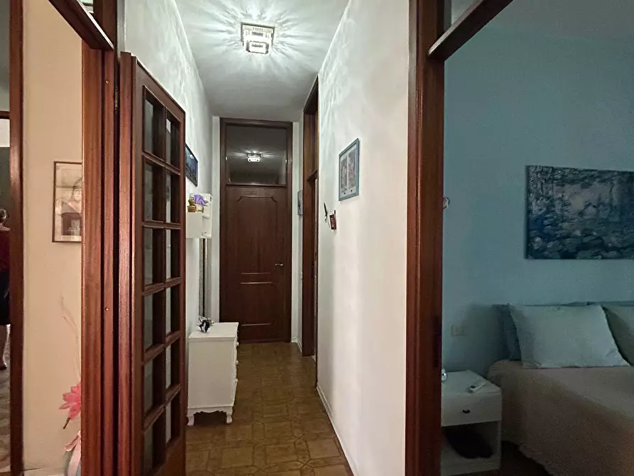 Immagine 13 di Quadrilocale in vendita  a Sarzana