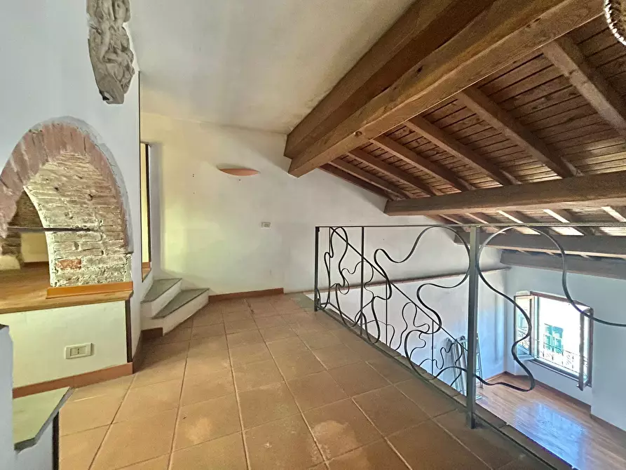 Immagine 5 di Quadrilocale in vendita  a Sarzana