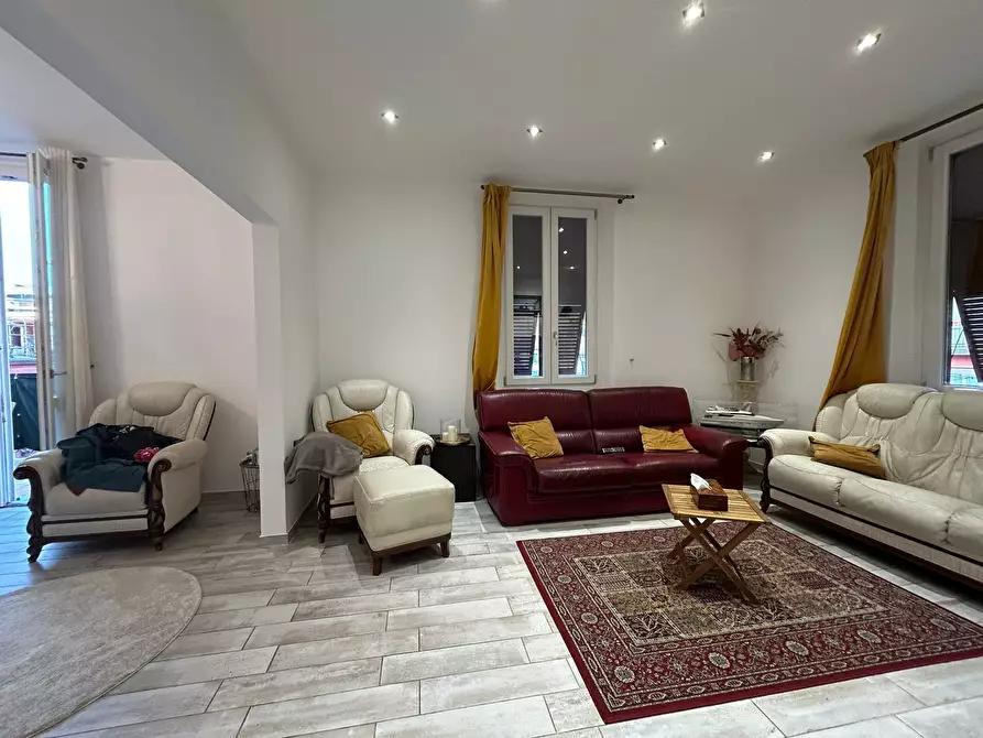 Immagine 10 di Attico in vendita  a Sarzana