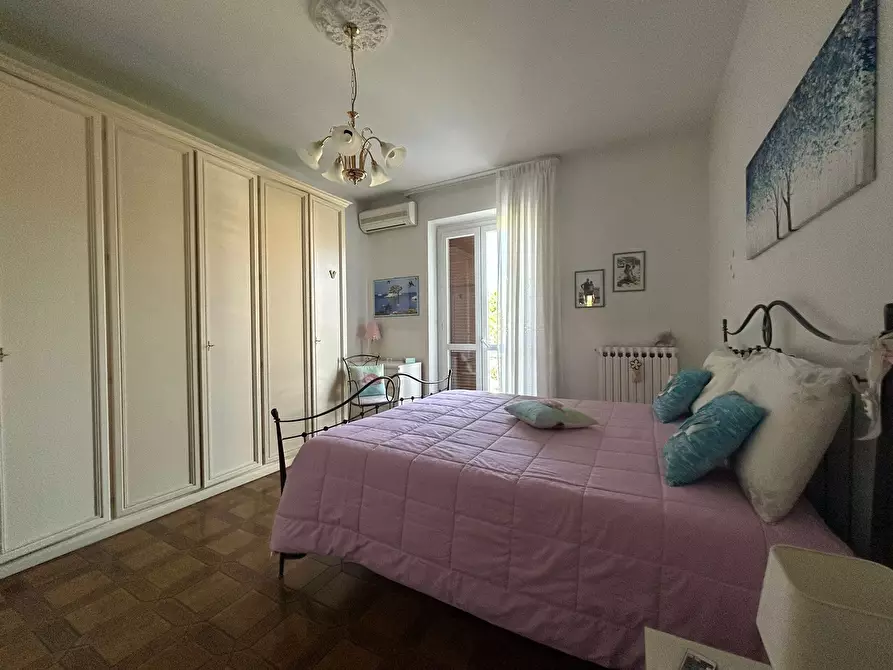 Immagine 16 di Quadrilocale in vendita  a Sarzana