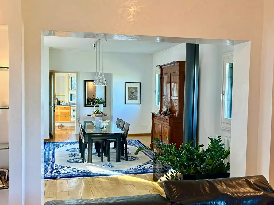 Immagine 63 di Villa in vendita  a Sarzana