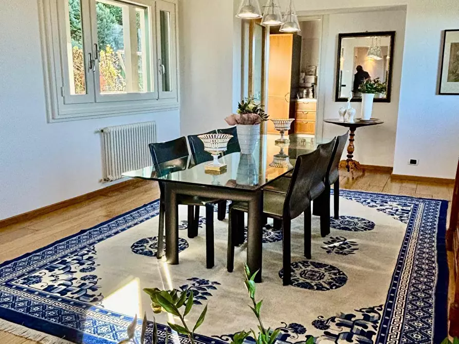 Immagine 62 di Villa in vendita  a Sarzana