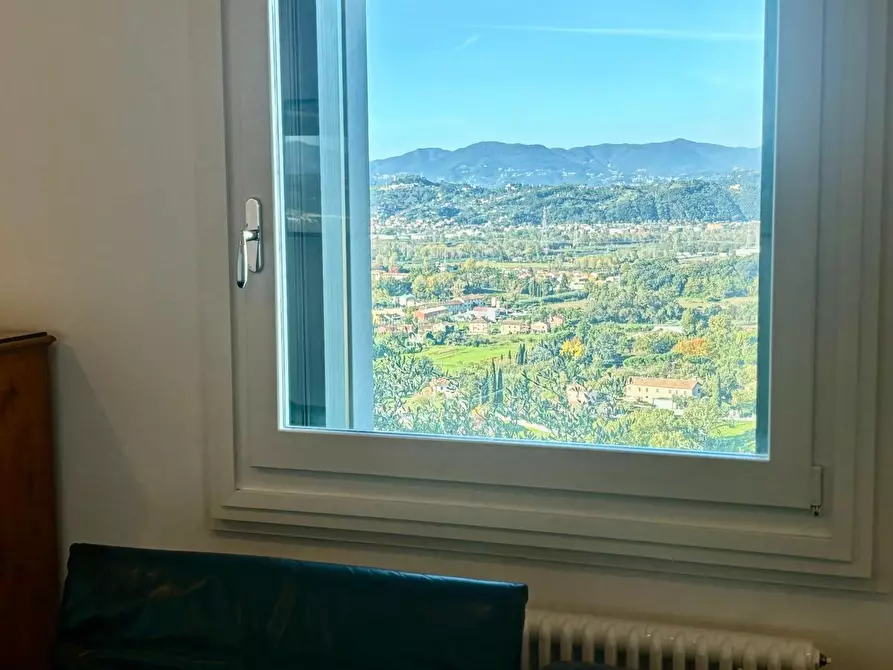 Immagine 61 di Villa in vendita  a Sarzana