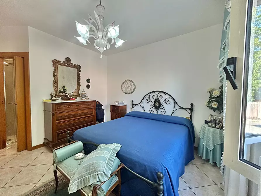 Immagine 48 di Porzione di casa in vendita  a Fosdinovo