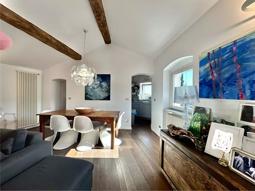 Immagine 11 di Quadrilocale in vendita  a Sarzana