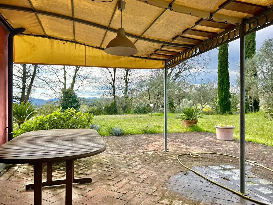 Immagine 22 di Casa indipendente in vendita  a Sarzana