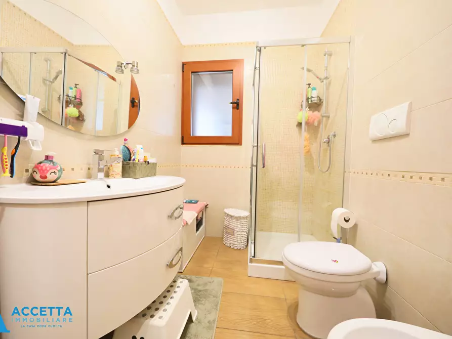 Immagine 14 di Villa in vendita  in Via Fior di Eucalipto 26 a Taranto