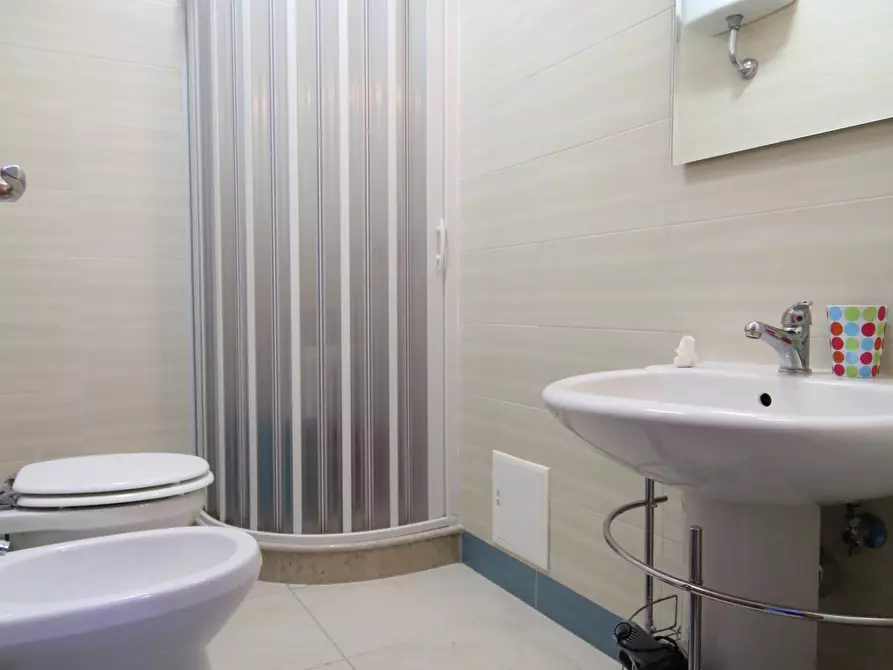 Immagine 13 di Bilocale in vendita  in Via Vascelli 35 a Taranto