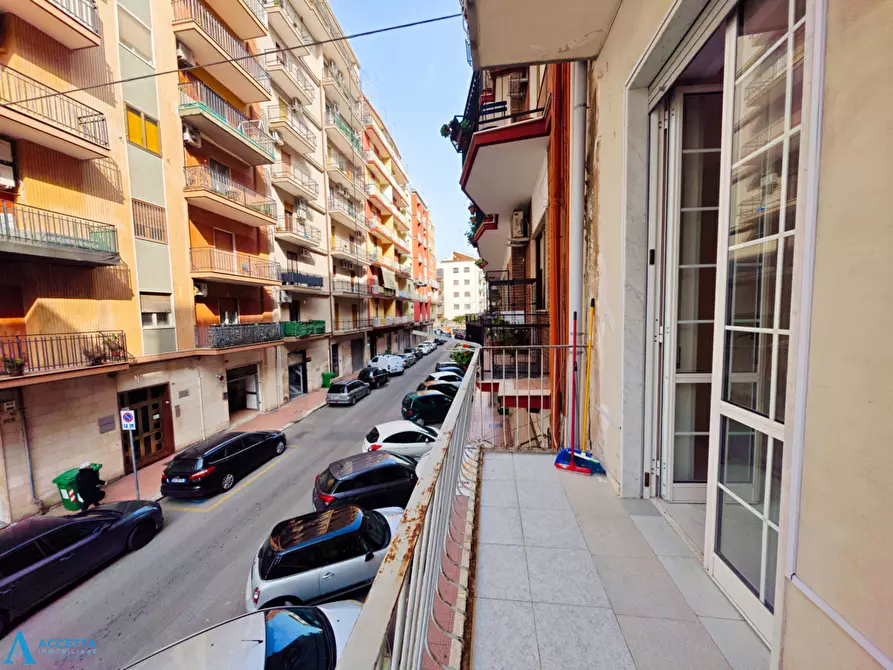 Immagine 9 di Monolocale in vendita  in Via Friuli 11 a Taranto