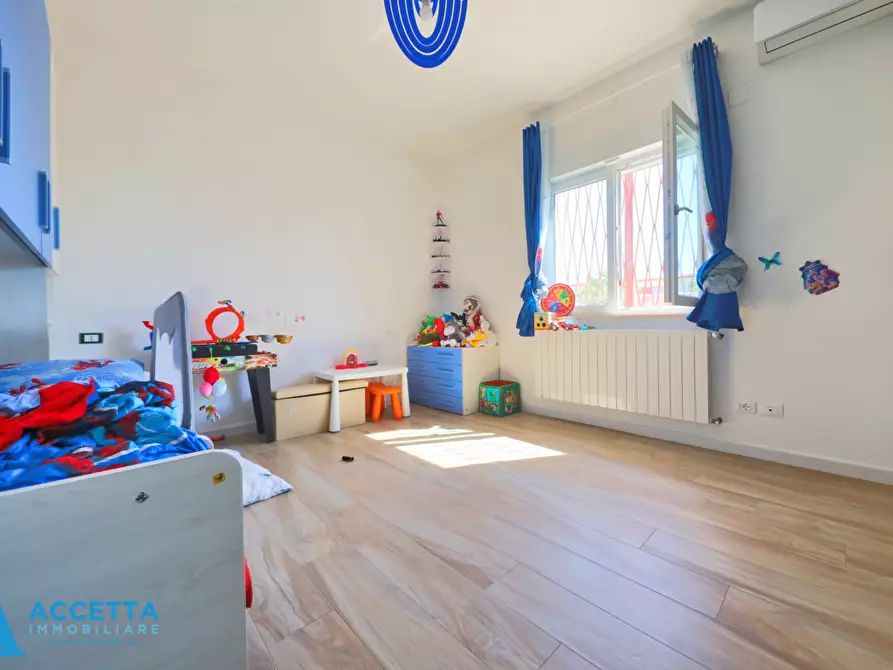 Immagine 10 di Villa in vendita  in Via Lappane a Taranto