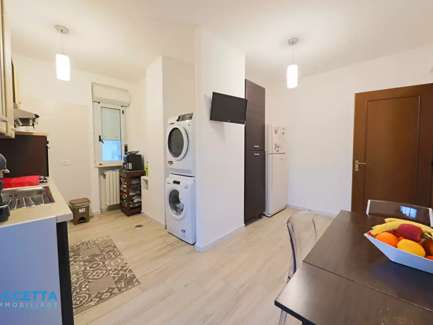 Immagine 21 di Trilocale in vendita  in Via Lago di Lugano 24 a Taranto