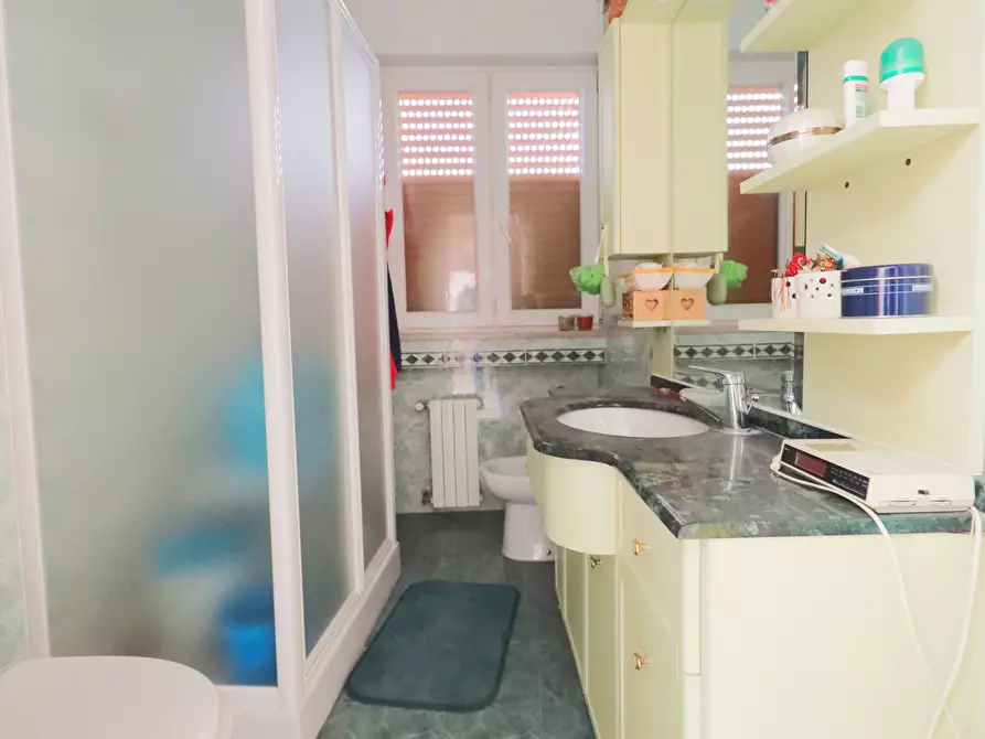 Immagine 16 di Quadrilocale in vendita  in Piazza Pio X 42 a Taranto