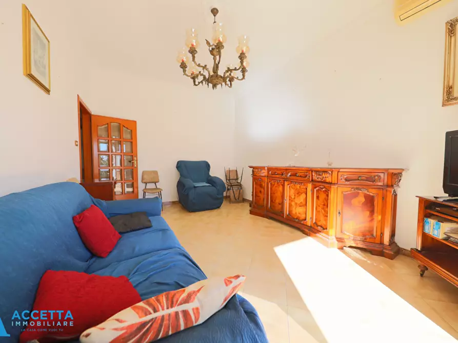 Immagine 6 di Quadrilocale in vendita  in Via della Croce 2 a Taranto