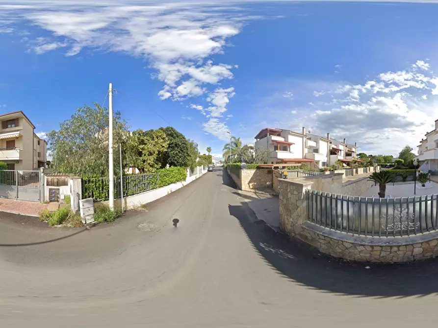 Immagine 29 di Villa in vendita  in Via Cantoni 20 a Taranto