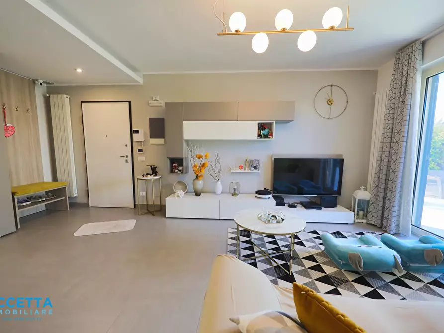 Immagine 12 di Villa in vendita  in Via Fior di Zenzero 2 a Taranto