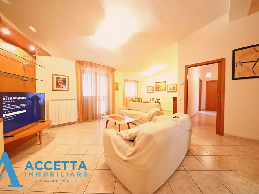 Immagine 12 di Trilocale in vendita  in Via Sciabelle 11 a Taranto