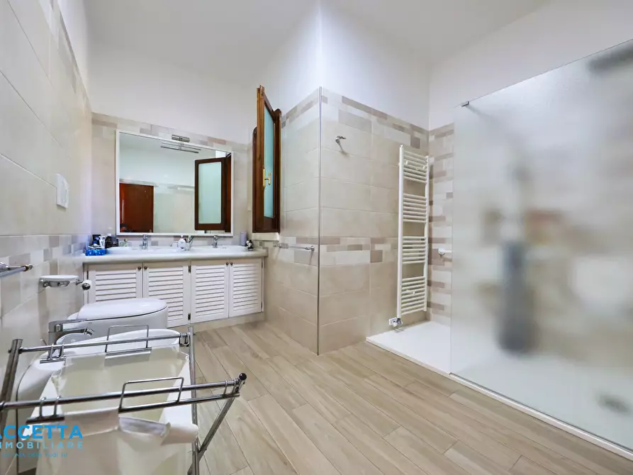 Immagine 21 di Villa in vendita  in Via Girasoli 292 a Taranto