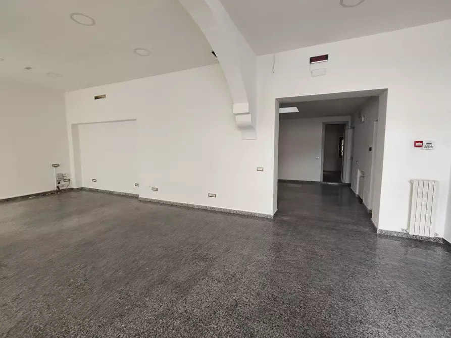 Immagine 5 di Locale commerciale in affitto  in Piazza XX Settembre a Castel San Giovanni