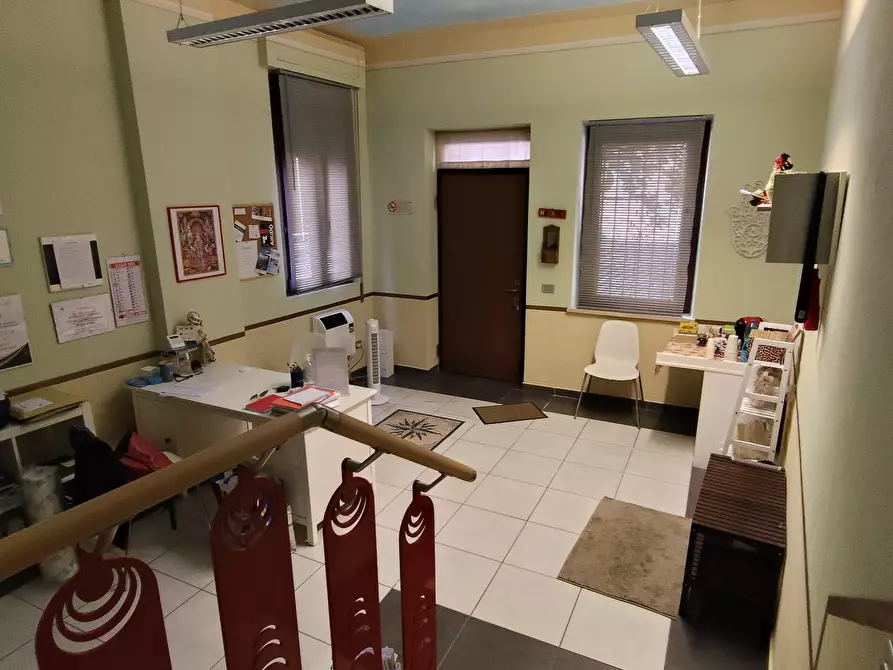 Immagine 14 di Ufficio in affitto  in centrale a Broni