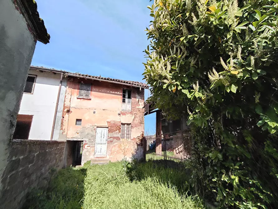 Immagine 12 di Porzione di casa in vendita  in centro a Pieve Porto Morone