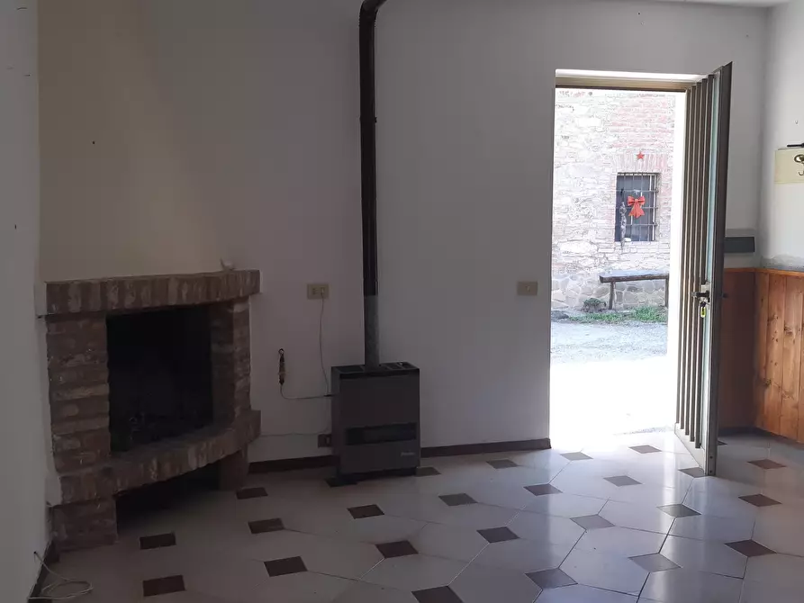 Immagine 1 di Porzione di casa in vendita  in Località Bilegno a Pianello Val Tidone