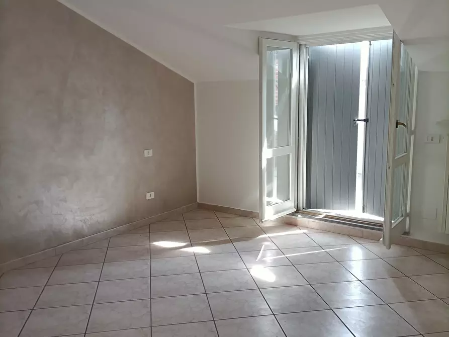 Immagine 20 di Trilocale in vendita  in Via Giandomenico Romagnosi a Castel San Giovanni