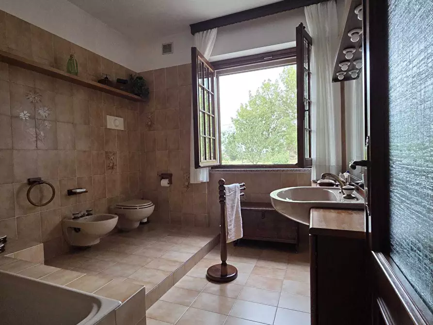 Immagine 27 di Villa in vendita  in costa sidoli a Ziano Piacentino