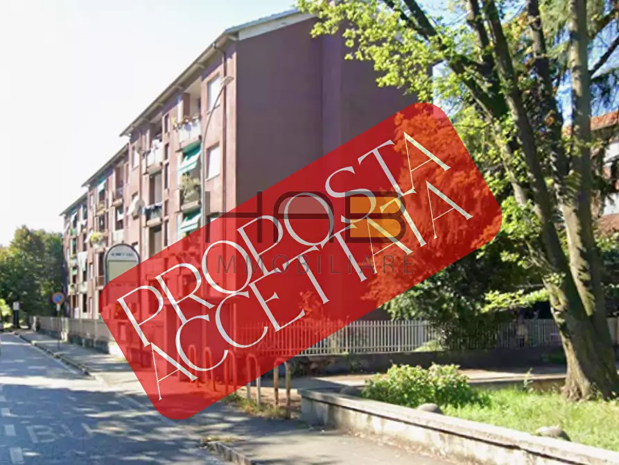 Immagine 1 di Trilocale in vendita  a Busto Arsizio