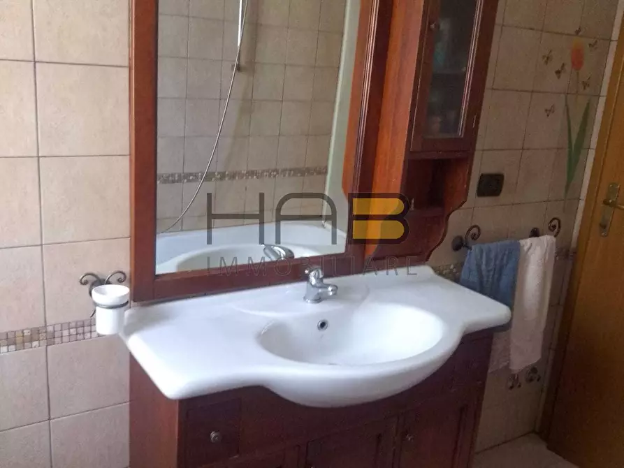 Immagine 9 di Bilocale in vendita  in Via Antonio de Curtis 5 a Busto Arsizio