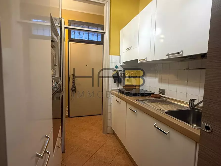 Immagine 2 di Bilocale in vendita  in Via Antonio Meucci 2 a Busto Arsizio