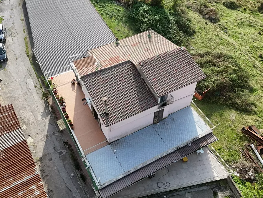 Immagine 5 di Casa trifamiliare in vendita  in via del giubileo duemila 8 a Giffoni Valle Piana
