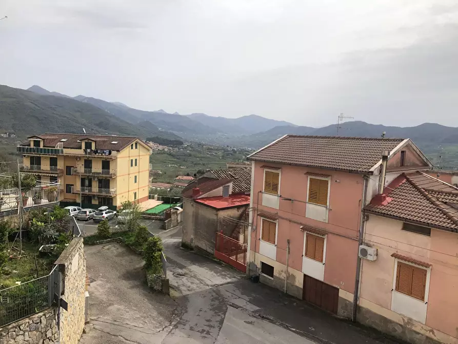 Immagine 5 di Bilocale in vendita  in Via Pigne 11 a San Cipriano Picentino