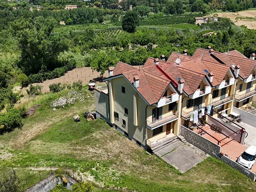 Immagine 3 di Villetta a schiera in vendita  in Via San Vittore 28 a Giffoni Valle Piana