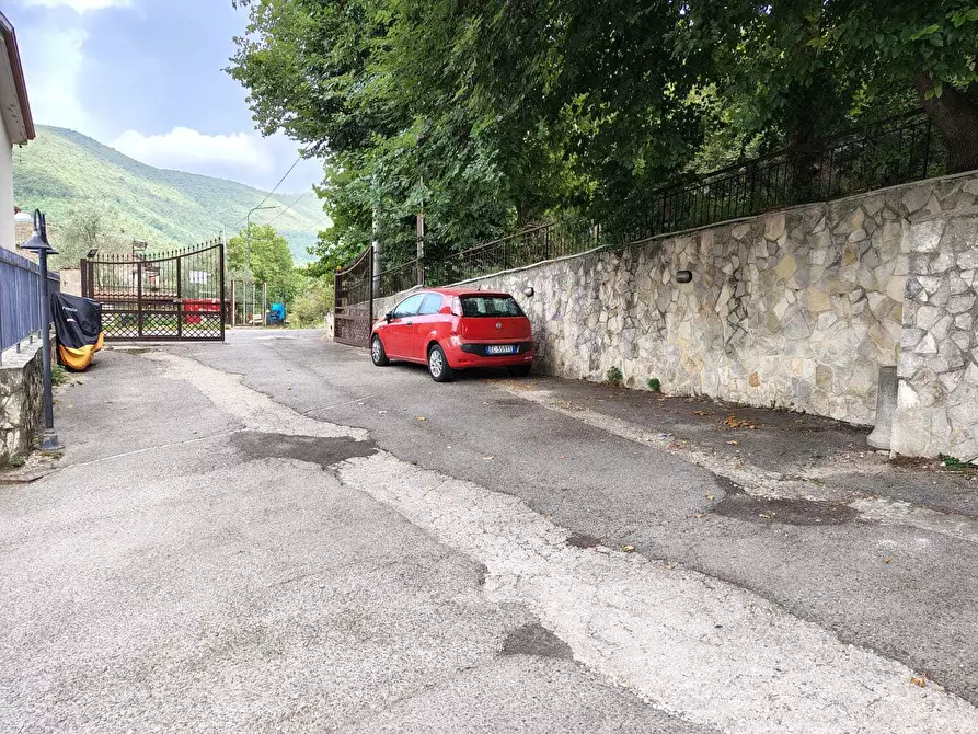 Immagine 9 di Villetta a schiera in vendita  in Via Nazionale a Monteforte Irpino