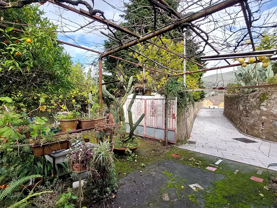Immagine 24 di Terratetto in vendita  in Via Platani 8 a Giffoni Sei Casali
