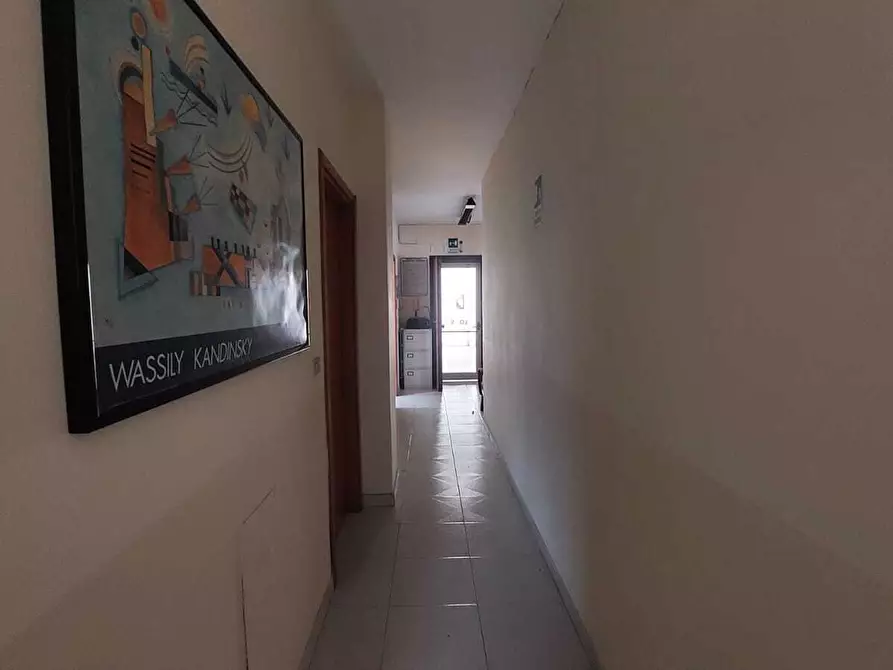 Immagine 14 di Ufficio in vendita  in Via Sabato Visco 24a a Salerno