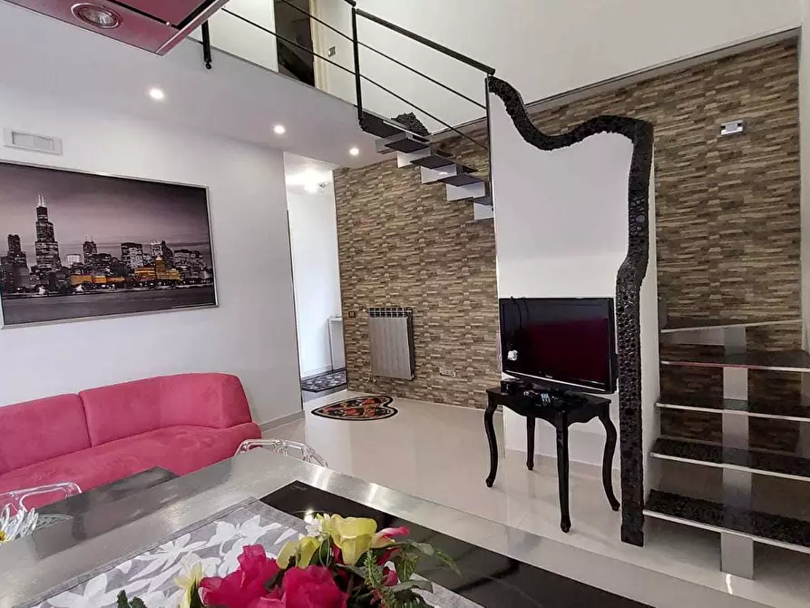 Immagine 17 di Villetta a schiera in vendita  in Via Parrocchia 33 a Baronissi