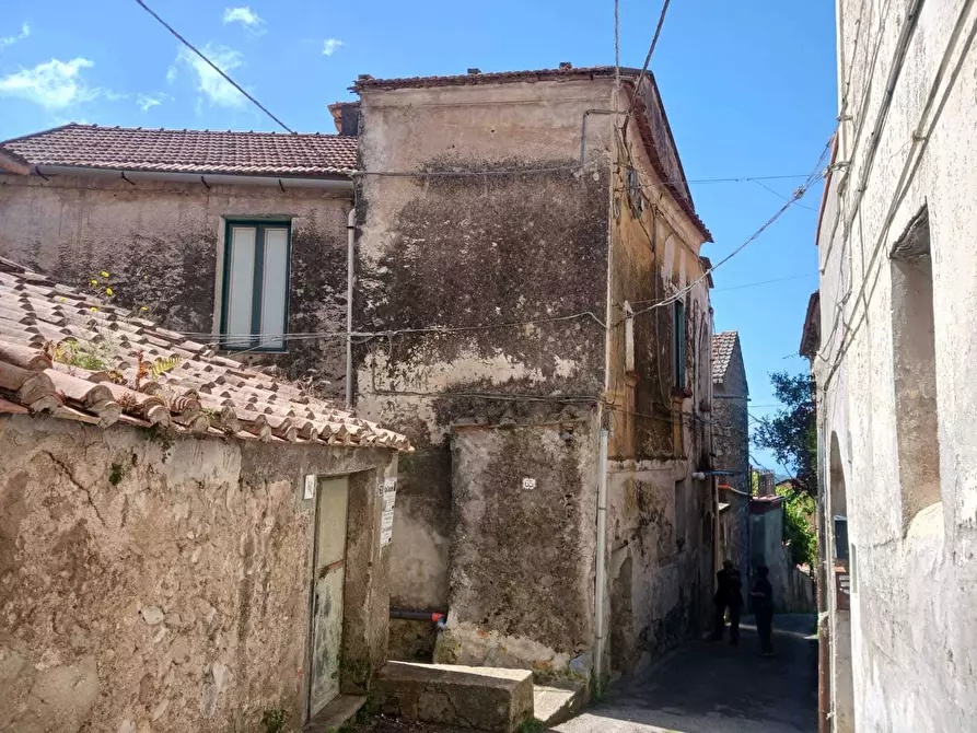 Immagine 4 di Casa semindipendente in vendita  in Via Montecasino 69 a Salerno