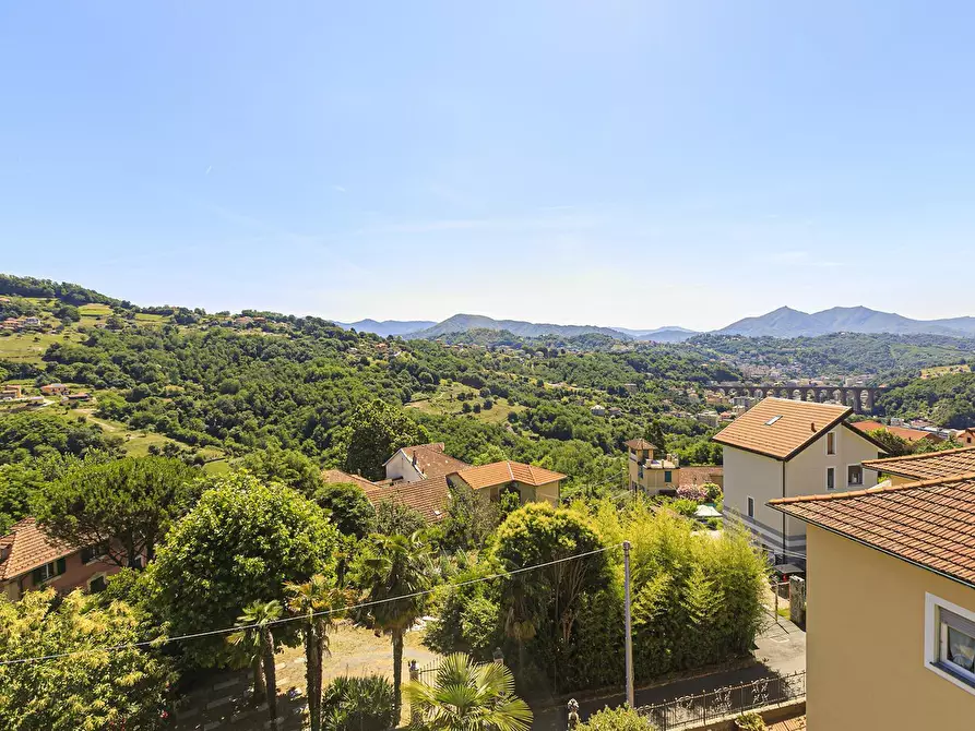 Immagine 10 di Pentalocale in vendita  in Via Primo Cavallieri 55 a Campomorone