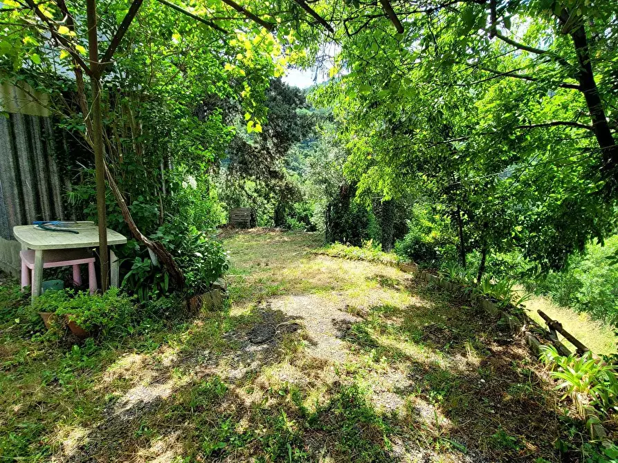 Immagine 22 di Pentalocale in vendita  in Via Campi 7 a Serra Riccò