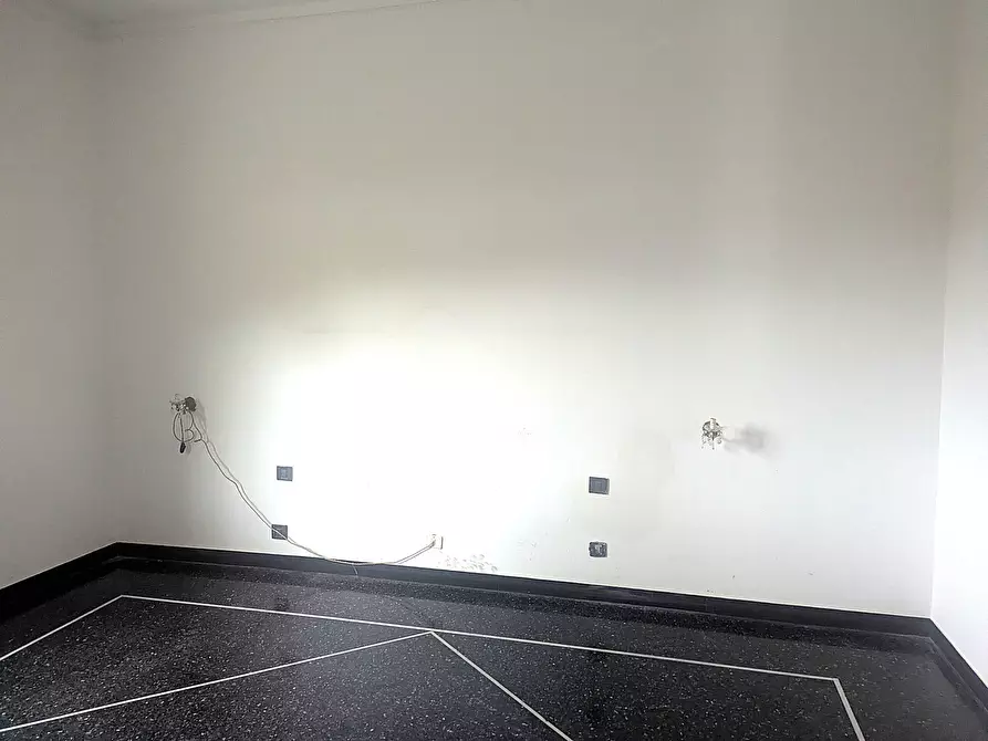 Immagine 23 di Quadrilocale in vendita  in Via A. Medicina 112 a Serra Riccò